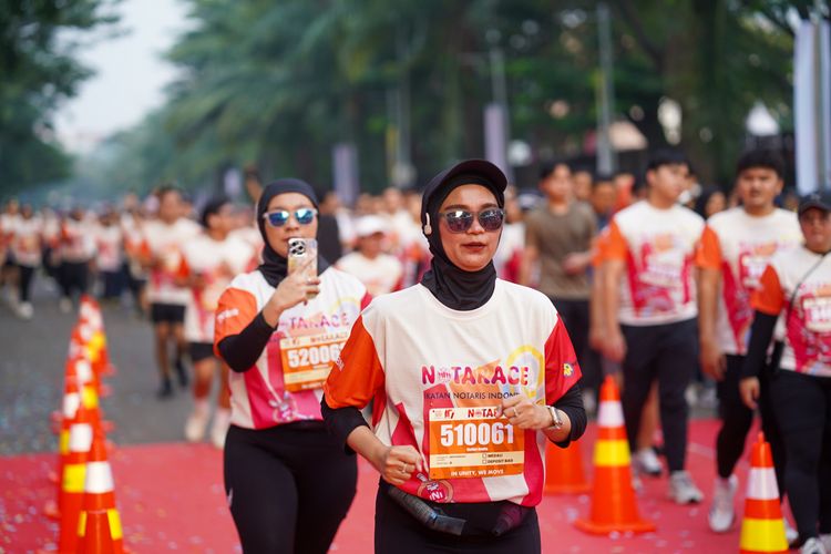 Race photo from NOTARACE 2025