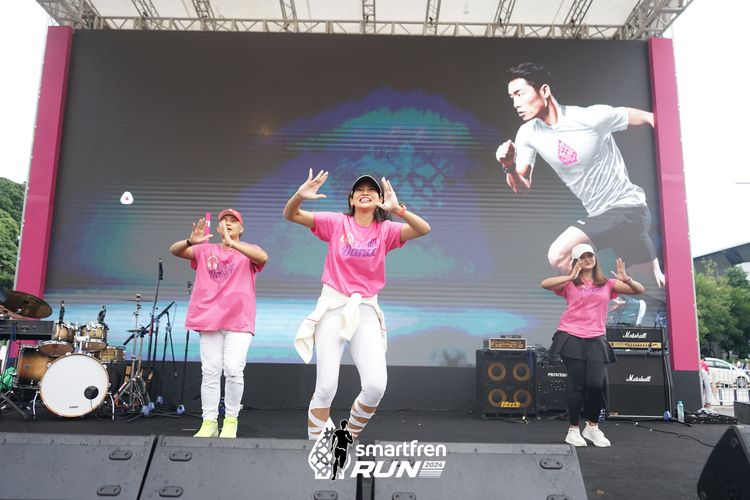 Race photo from Smartfren Run 2024