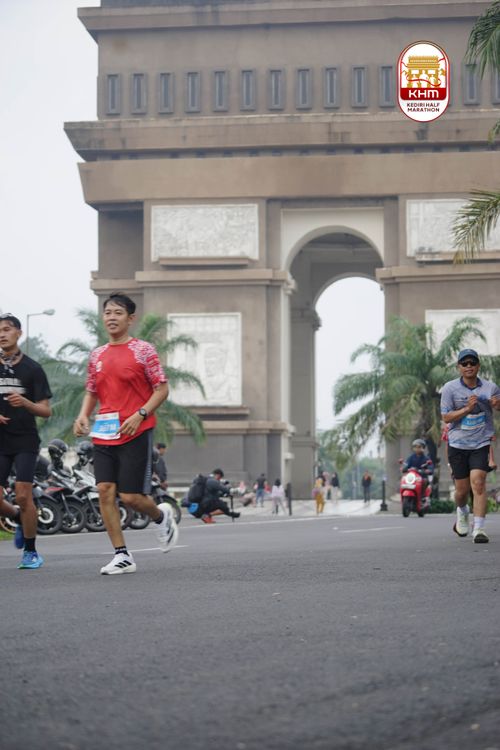Race photo from Kediri Half Marathon 2025