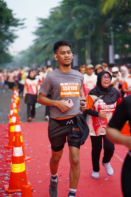 Race photo from NOTARACE 2025