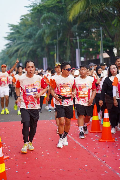 Race photo from NOTARACE 2025