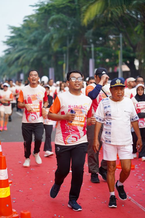 Race photo from NOTARACE 2025