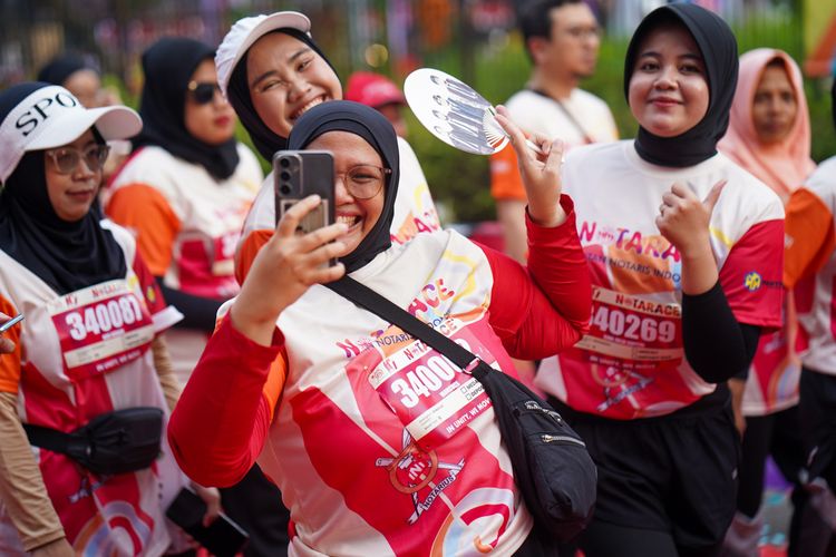 Race photo from NOTARACE 2025