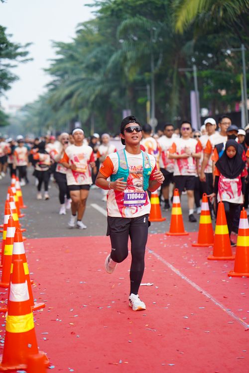 Race photo from NOTARACE 2025