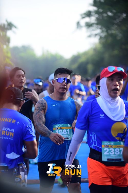 Race photo from Isoplus Run 2024 Surabaya
