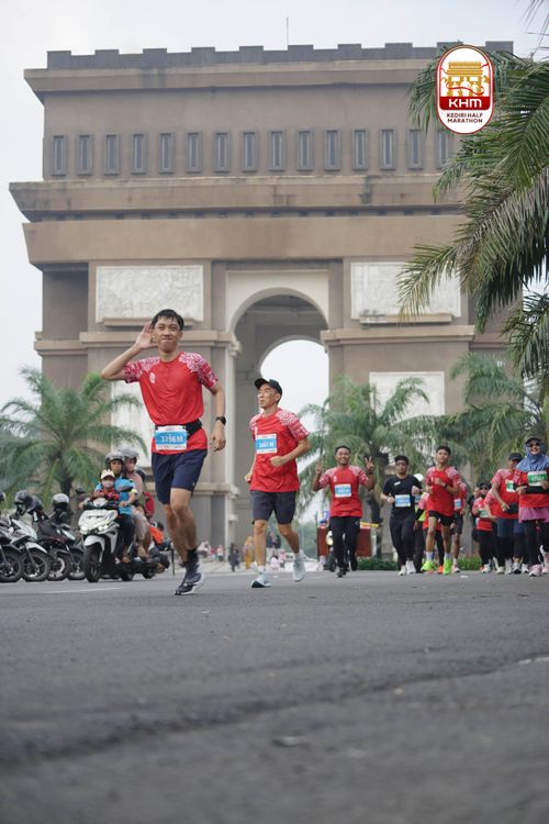 Race photo from Kediri Half Marathon 2025