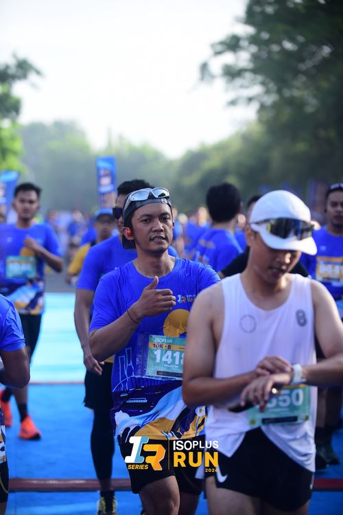 Race photo from Isoplus Run 2024 Surabaya