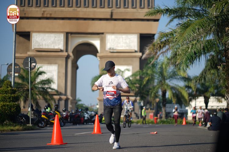 Race photo from Kediri Half Marathon 2024