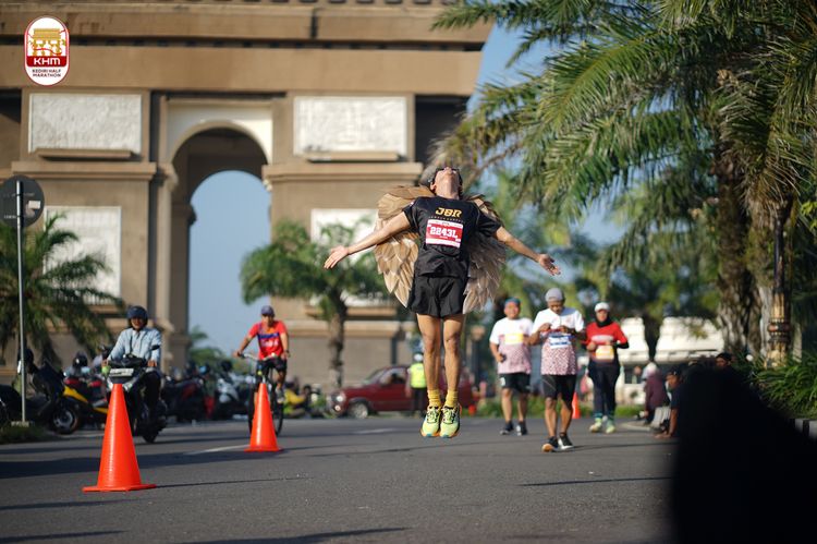 Race photo from Kediri Half Marathon 2024