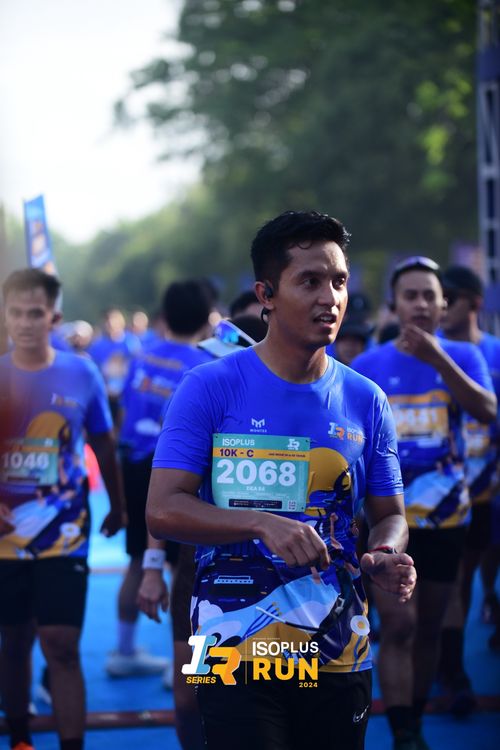 Race photo from Isoplus Run 2024 Surabaya