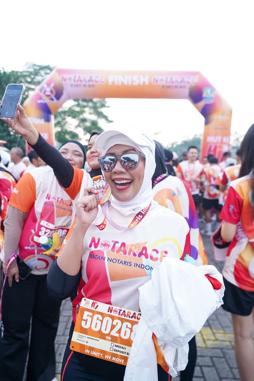Race photo from NOTARACE 2025