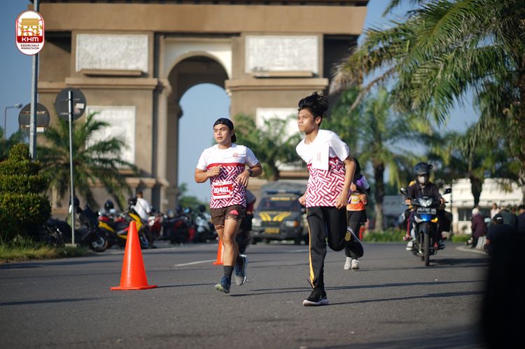 Race photo from Kediri Half Marathon 2024