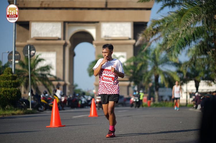 Race photo from Kediri Half Marathon 2024