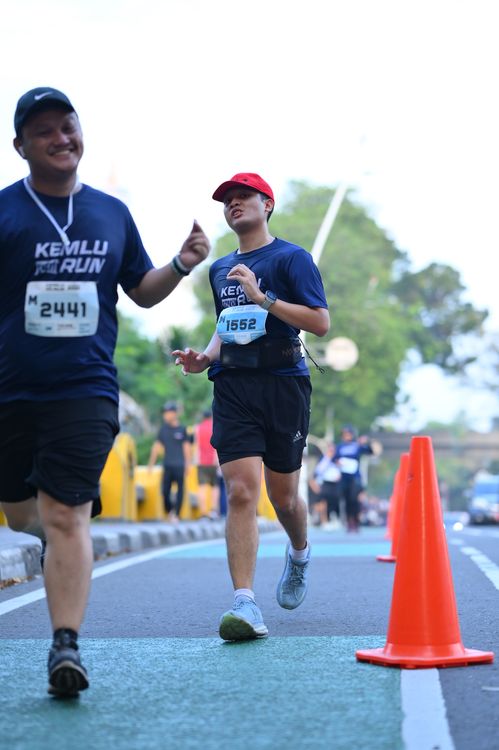 Race photo from KEMLU RUN 2025
