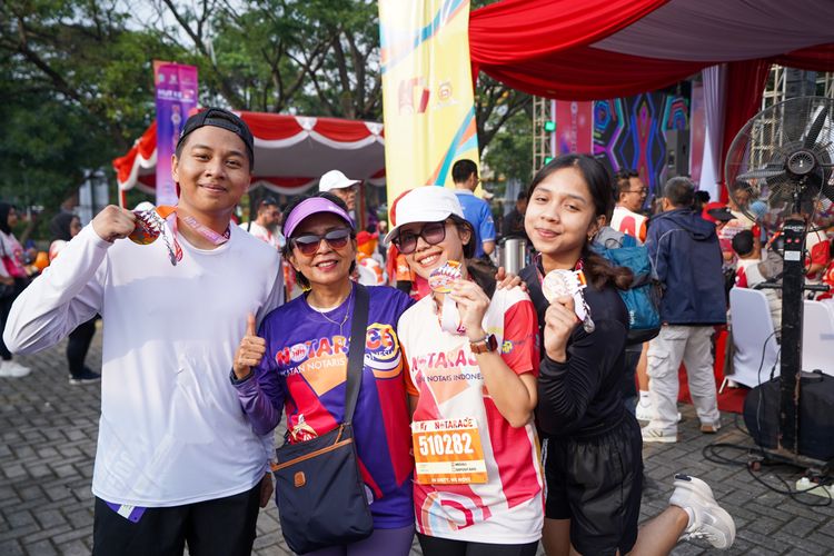 Race photo from NOTARACE 2025