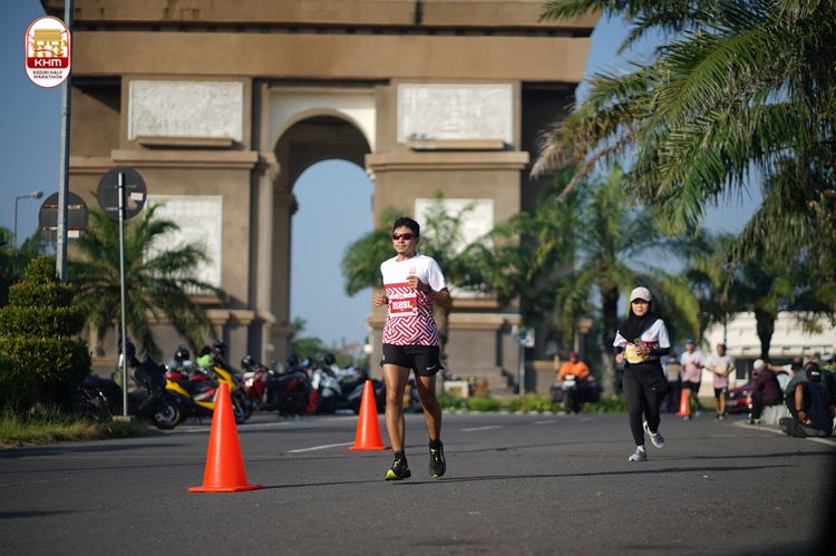 Race photo from Kediri Half Marathon 2024
