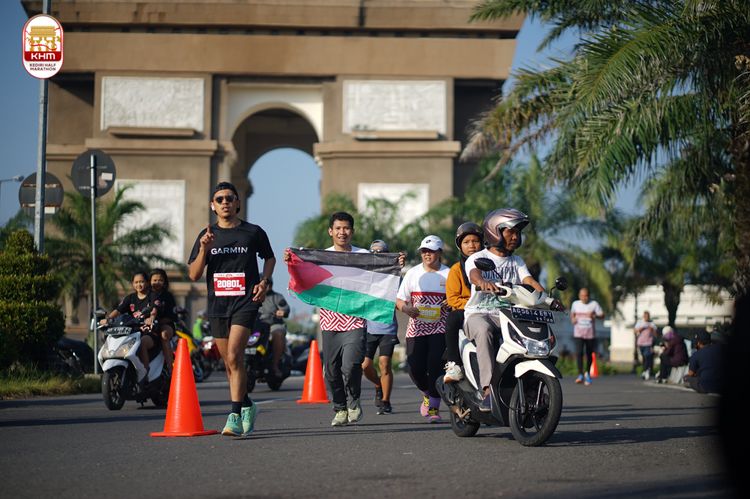 Race photo from Kediri Half Marathon 2024