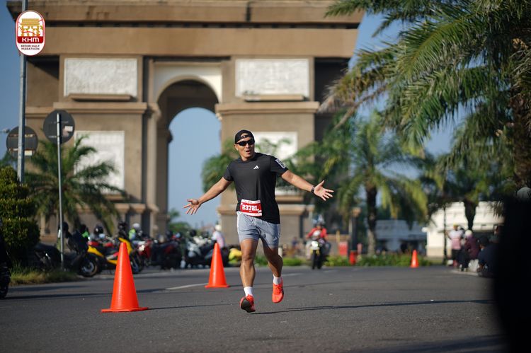 Race photo from Kediri Half Marathon 2024