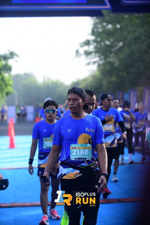 Race photo from Isoplus Run 2024 Surabaya
