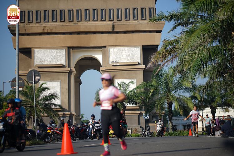 Race photo from Kediri Half Marathon 2024