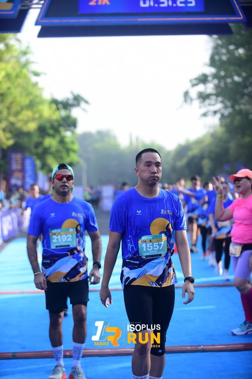 Race photo from Isoplus Run 2024 Surabaya