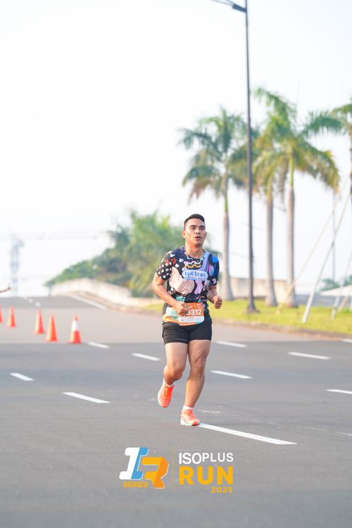 Race photo from ISOPLUS RUN 2025 - JAKARTA