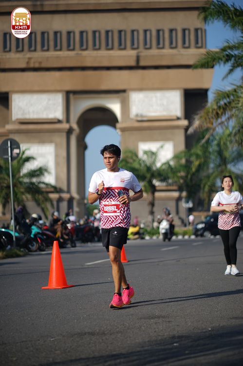 Race photo from Kediri Half Marathon 2024