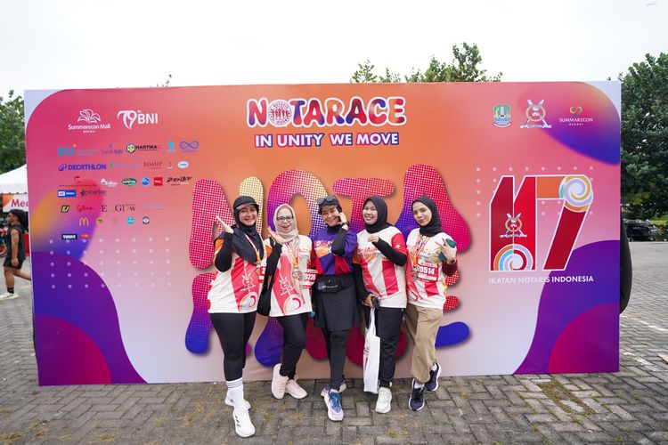 Race photo from NOTARACE 2025
