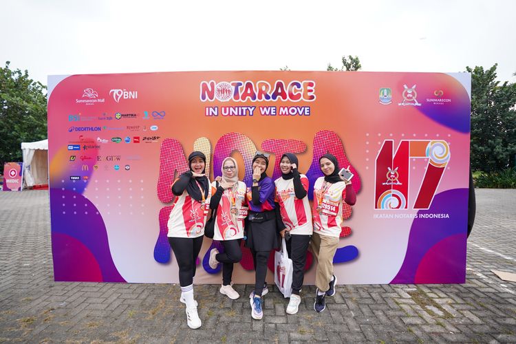 Race photo from NOTARACE 2025