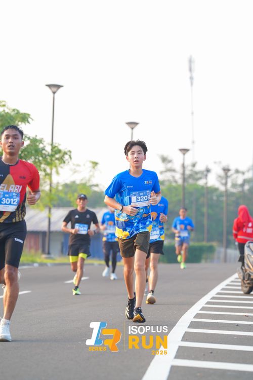Race photo from ISOPLUS RUN 2025 - JAKARTA