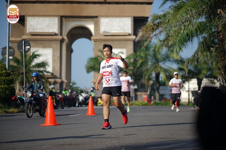 Race photo from Kediri Half Marathon 2024