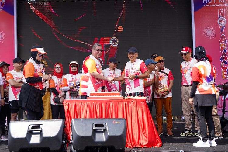 Race photo from NOTARACE 2025