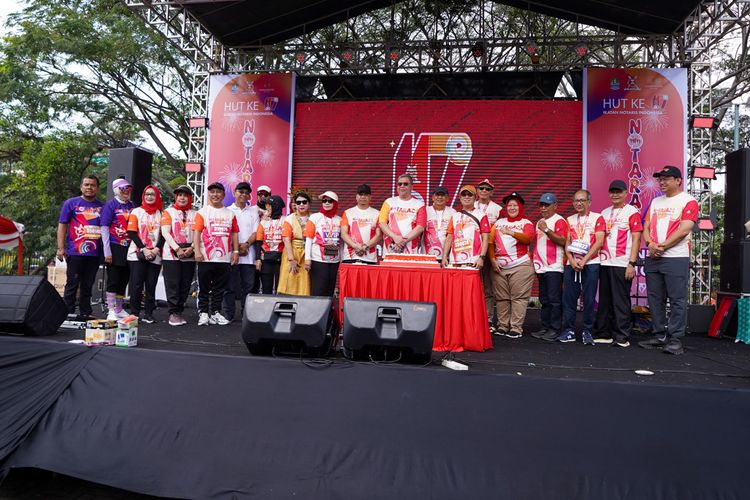 Race photo from NOTARACE 2025