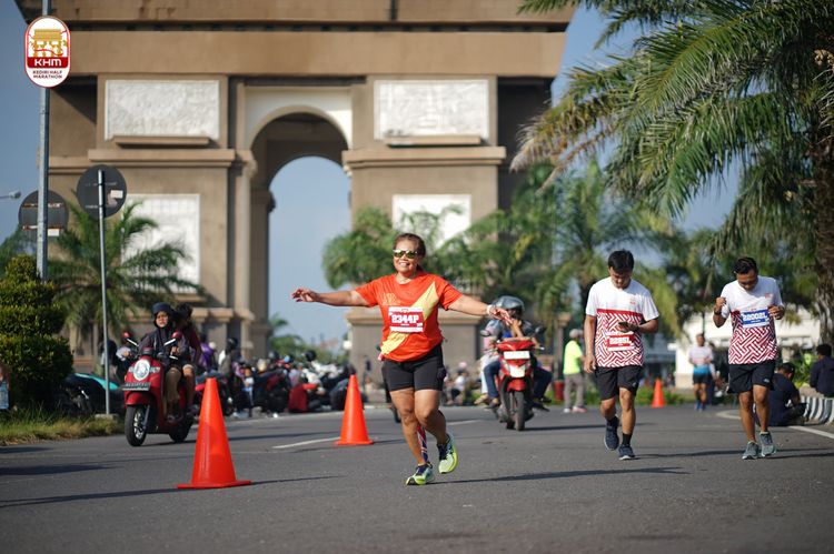 Race photo from Kediri Half Marathon 2024