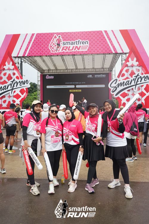 Race photo from Smartfren Run 2024