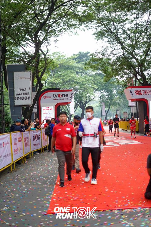 Race photo from ONE RUN 10K 2025