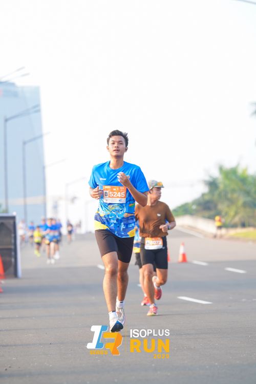 Race photo from ISOPLUS RUN 2025 - JAKARTA