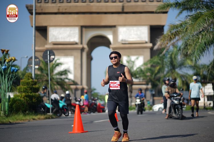 Race photo from Kediri Half Marathon 2024