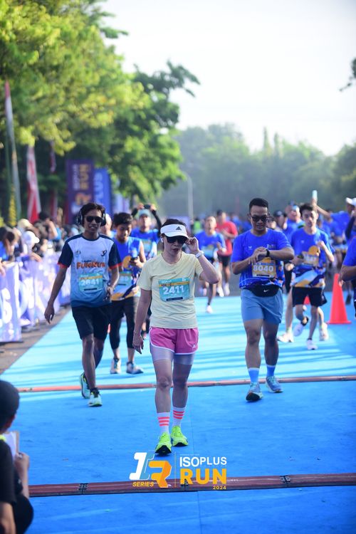 Race photo from Isoplus Run 2024 Surabaya