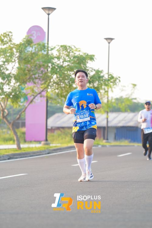 Race photo from ISOPLUS RUN 2025 - JAKARTA