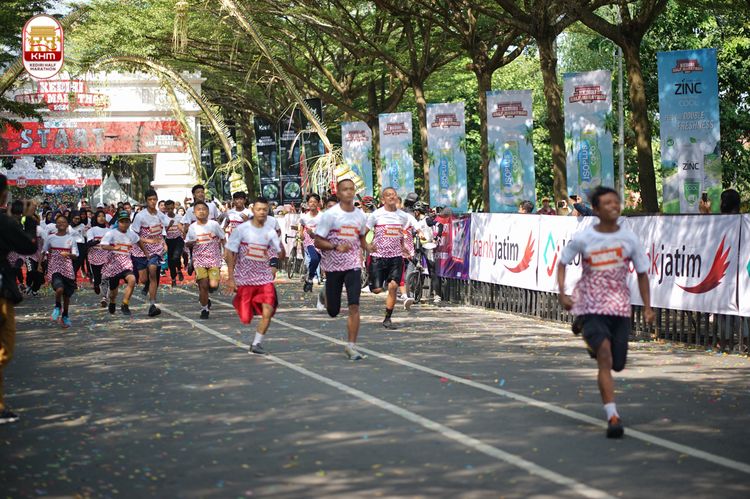 Race photo from Kediri Half Marathon 2024
