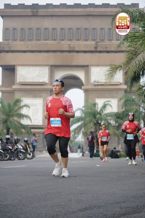 Race photo from Kediri Half Marathon 2025