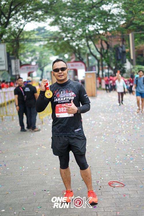 Race photo from ONE RUN 10K 2025
