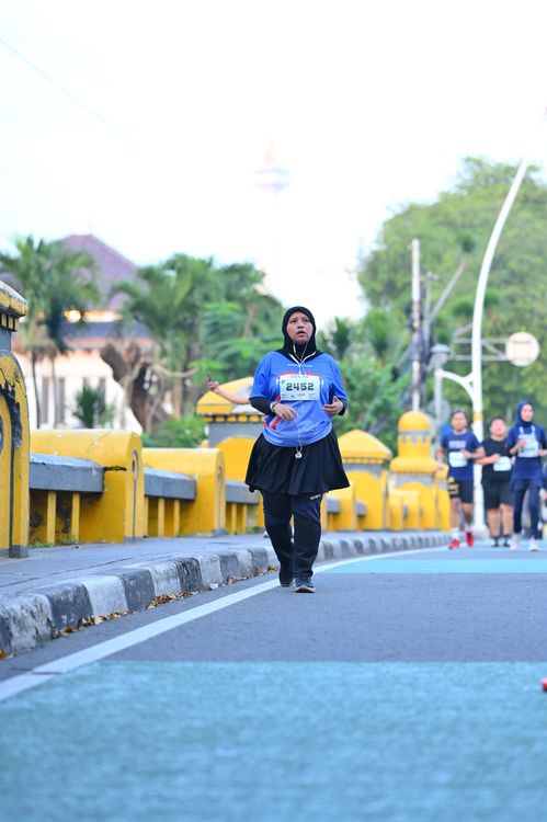Race photo from KEMLU RUN 2025