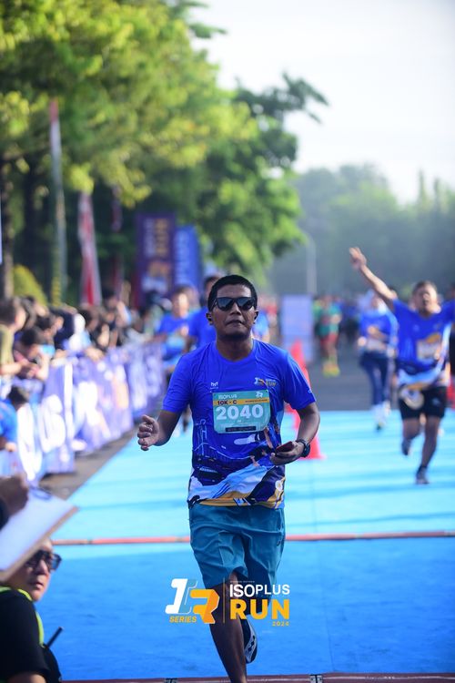 Race photo from Isoplus Run 2024 Surabaya