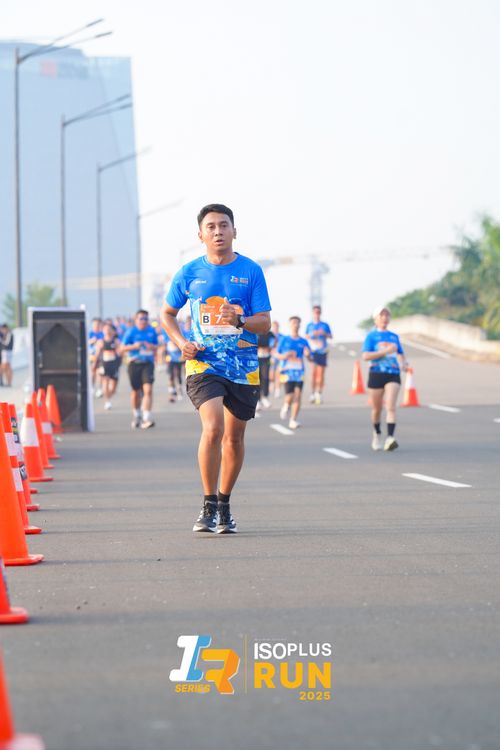 Race photo from ISOPLUS RUN 2025 - JAKARTA