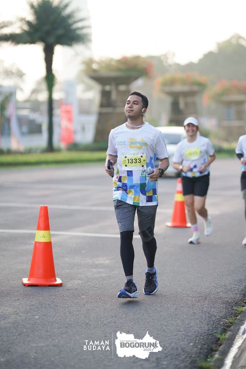 Race photo from Taman Budaya x BOGORUN 2025