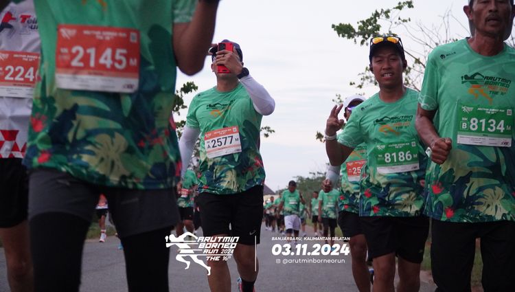Race photo from Arutmin Borneo Run 2024