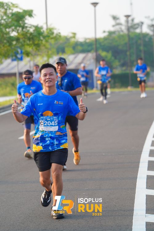 Race photo from ISOPLUS RUN 2025 - JAKARTA
