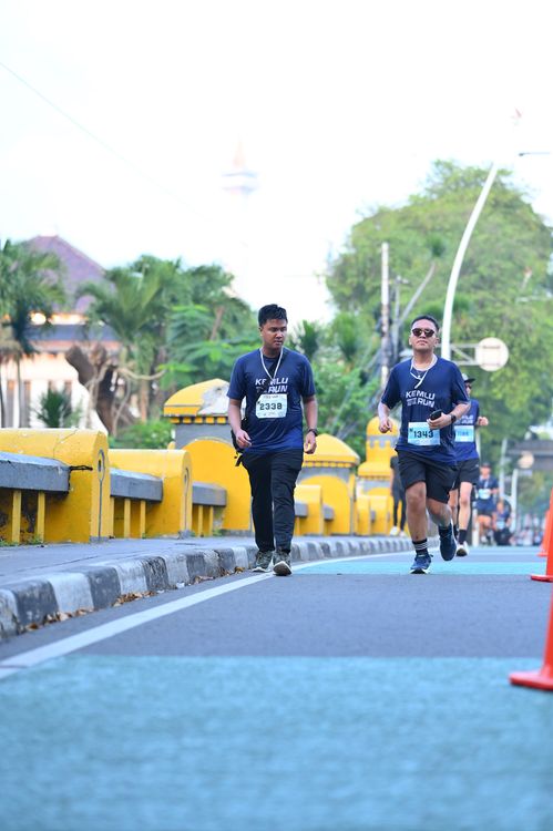 Race photo from KEMLU RUN 2025